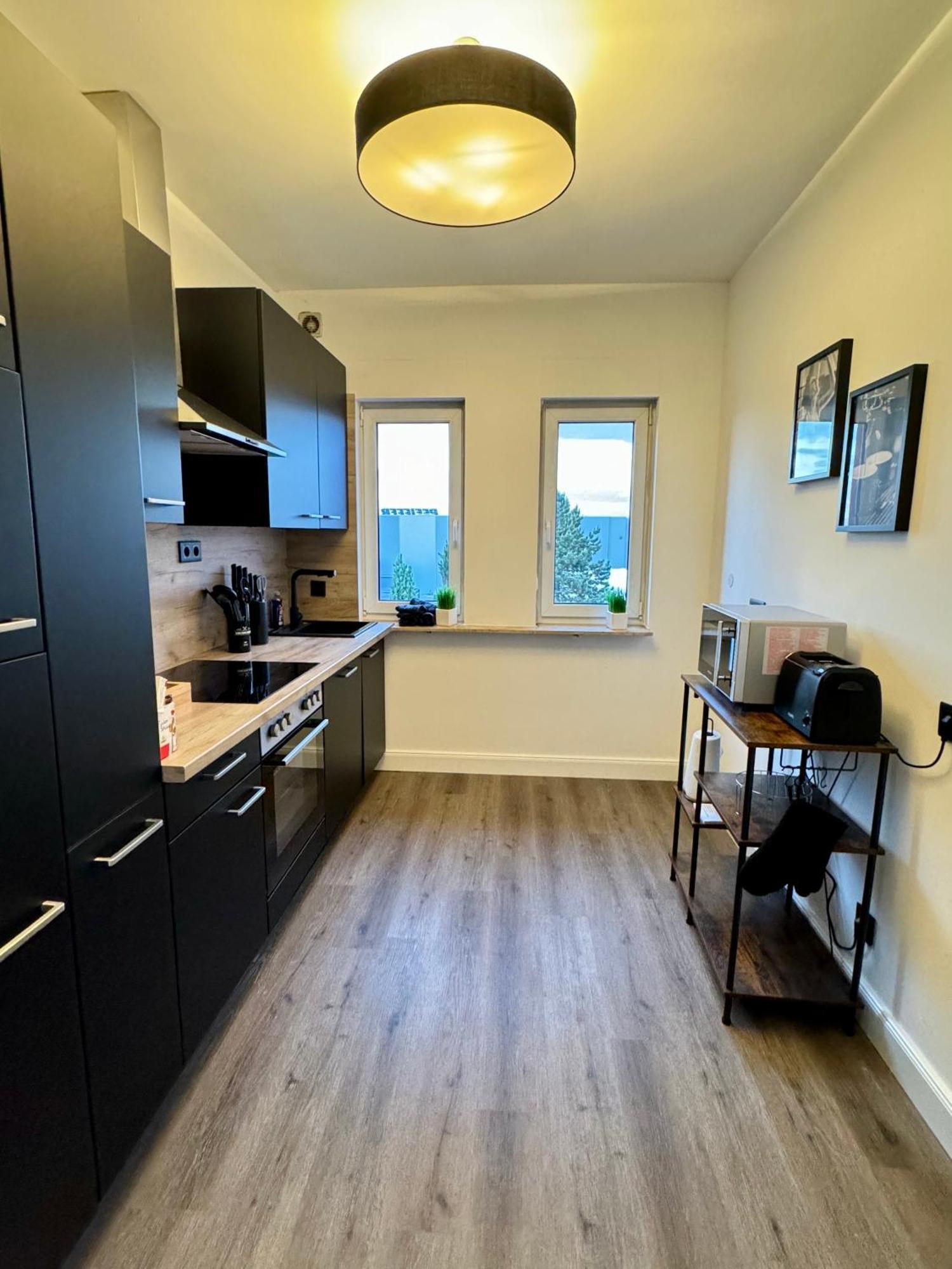 220 Qm Penthouse Wohnung Mit Fahrstuhl - Ohne Spa มานไฮม์ ภายนอก รูปภาพ